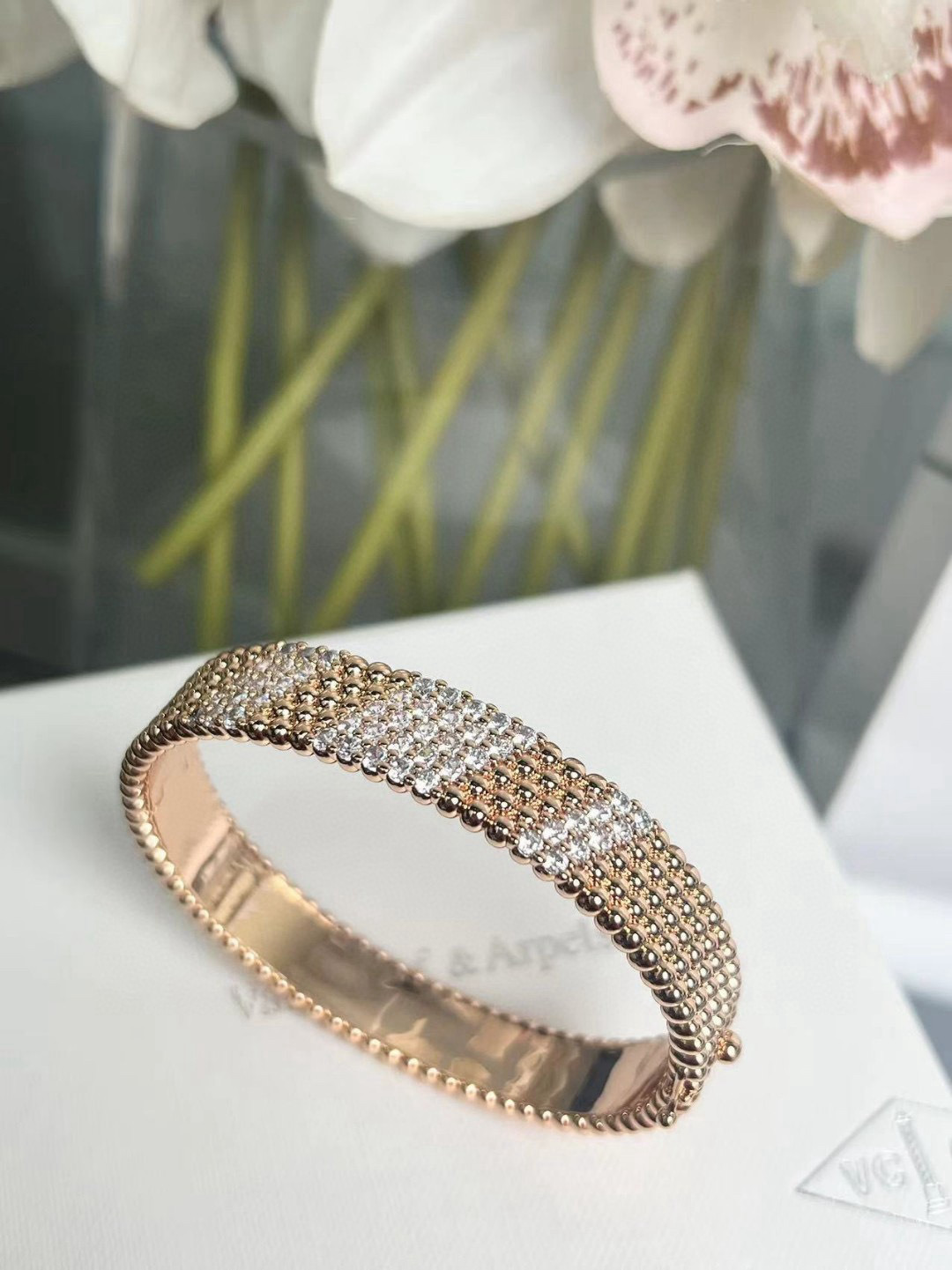Accessories Necklaces — f6817e2d angle 1