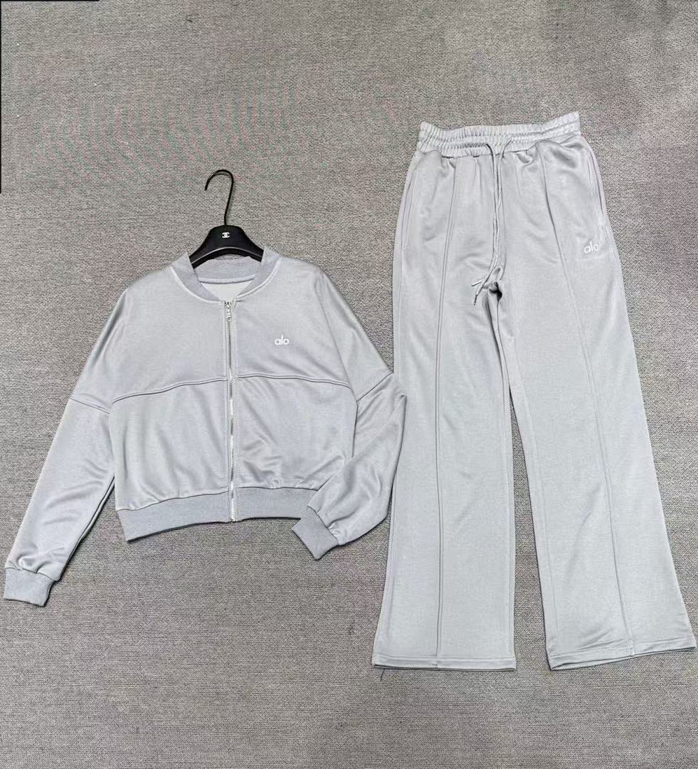 Alo Sweatshirt — 07996dfe angle 1