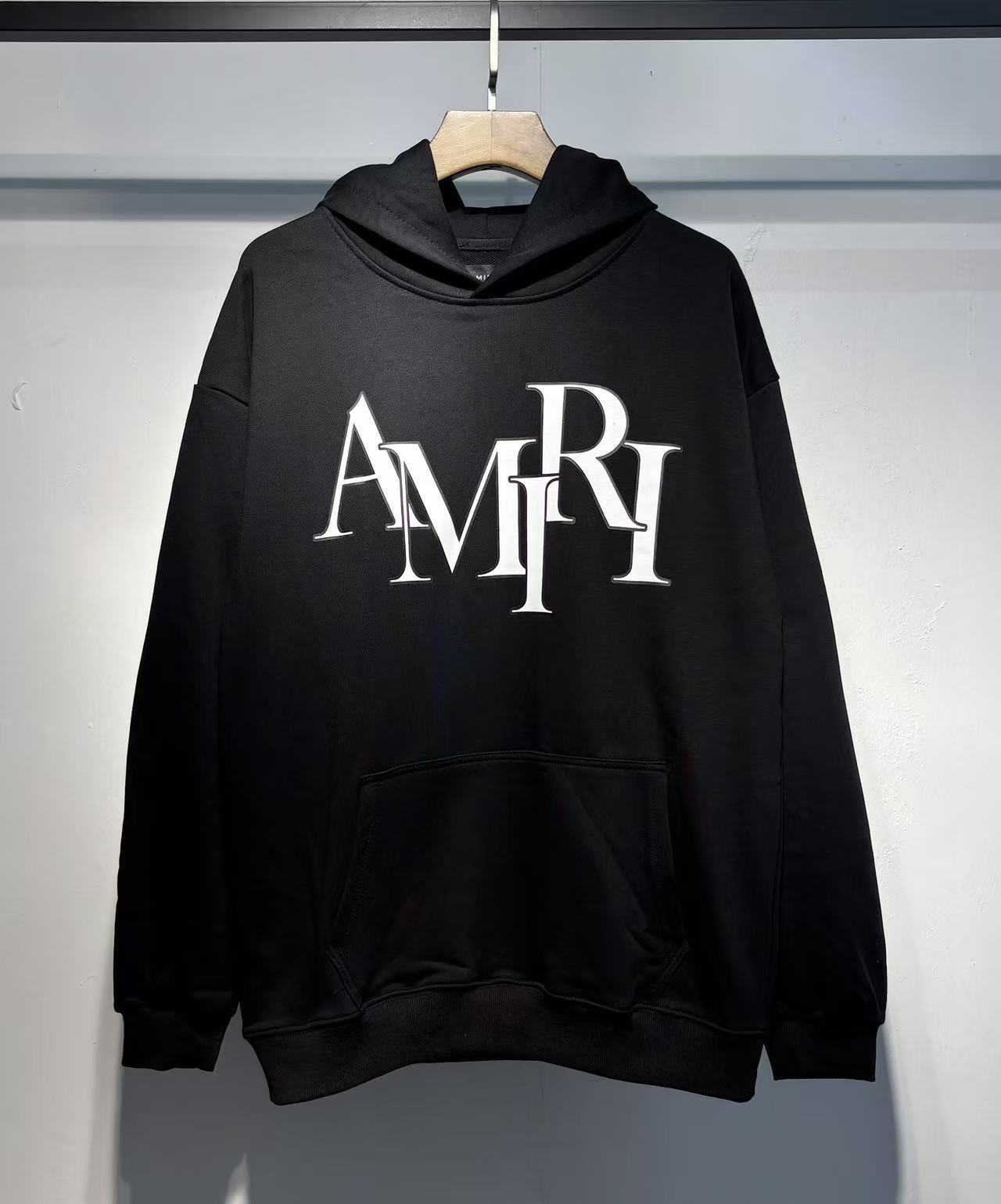 Amiri Hoodie — 0faa2b5f angle 1