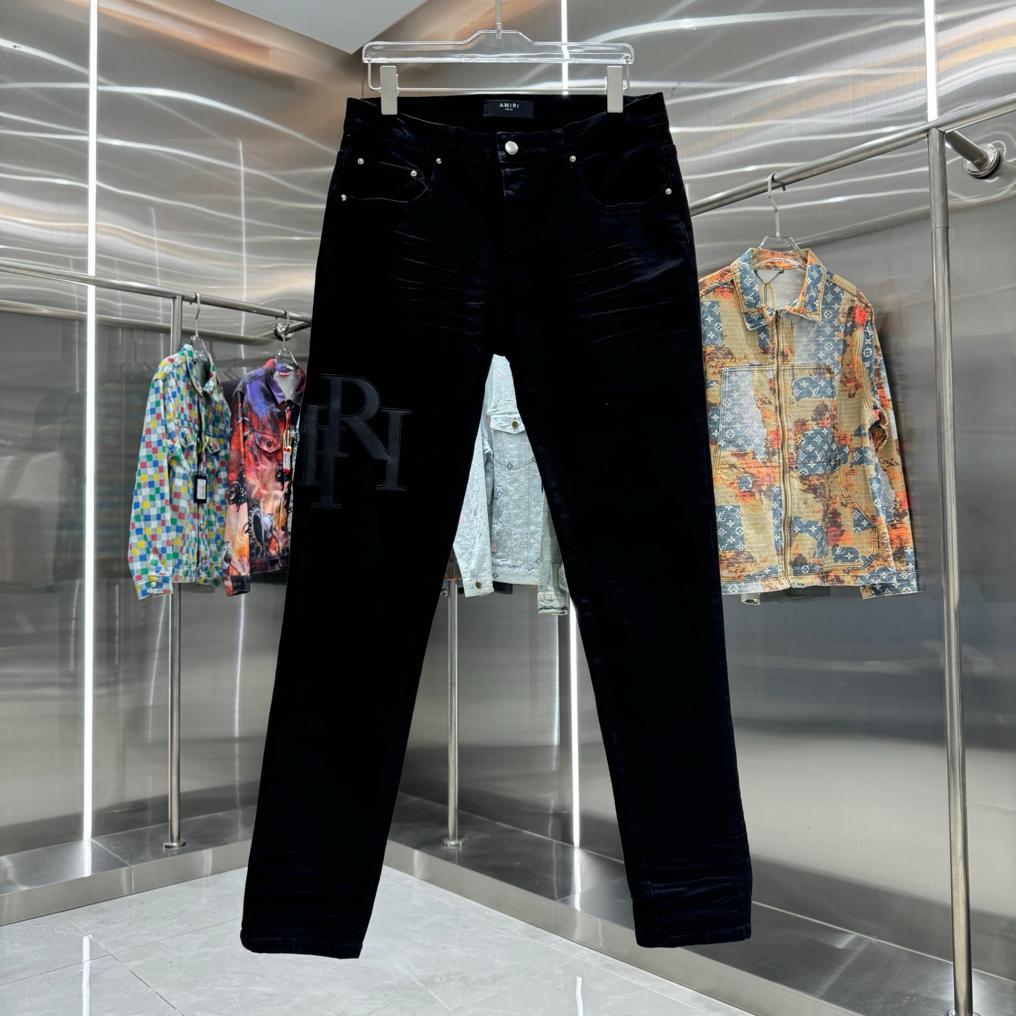 Amiri Pants — 00f461b3 angle 1