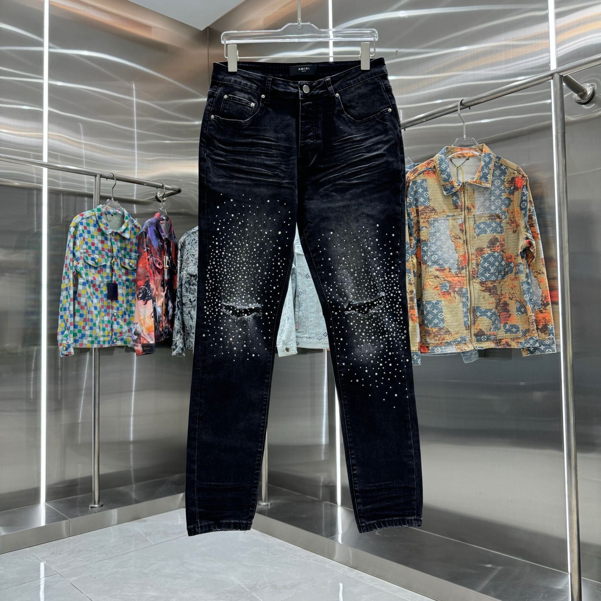 Amiri Pants — 5830618c angle 1