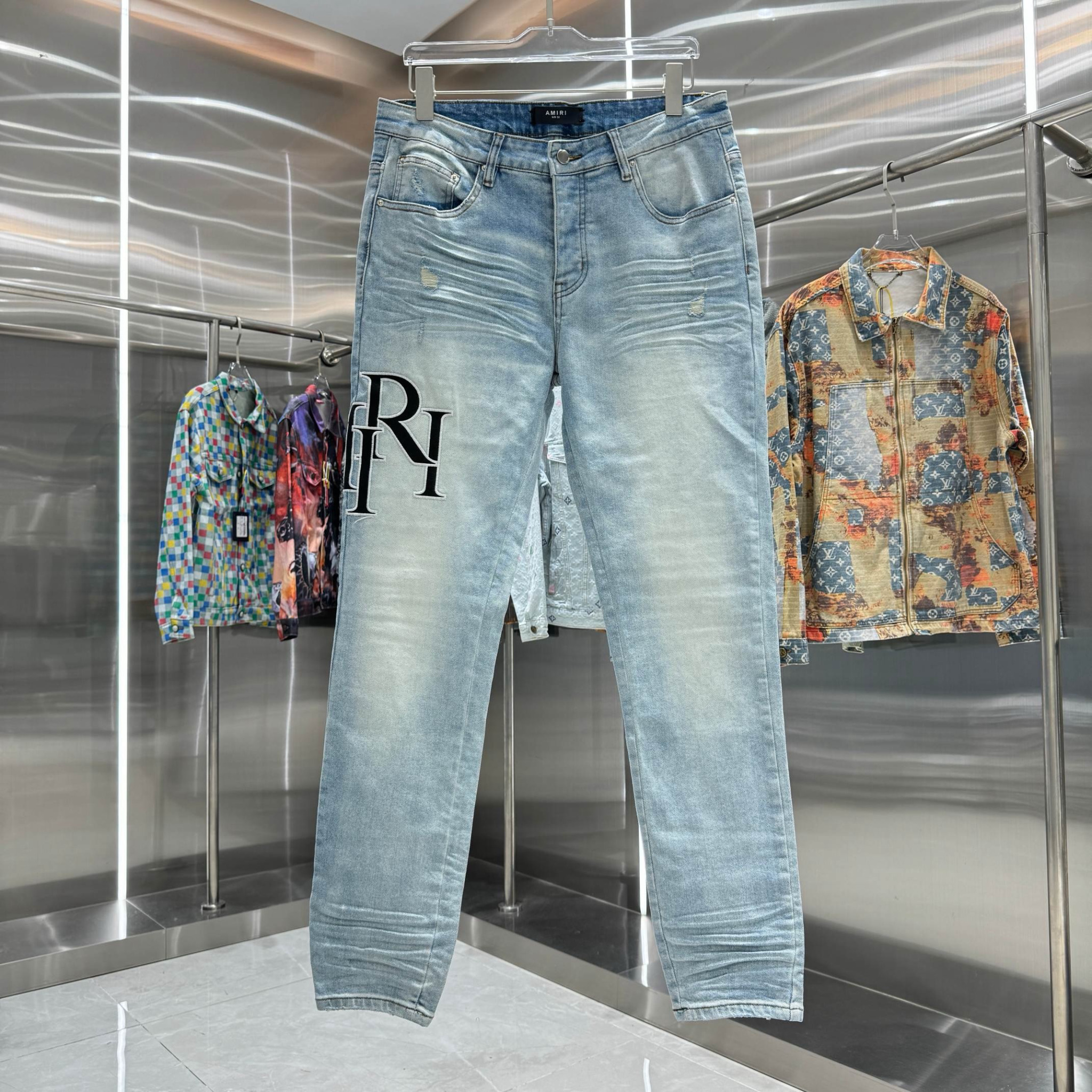 Amiri Pants — 593d7eea angle 1