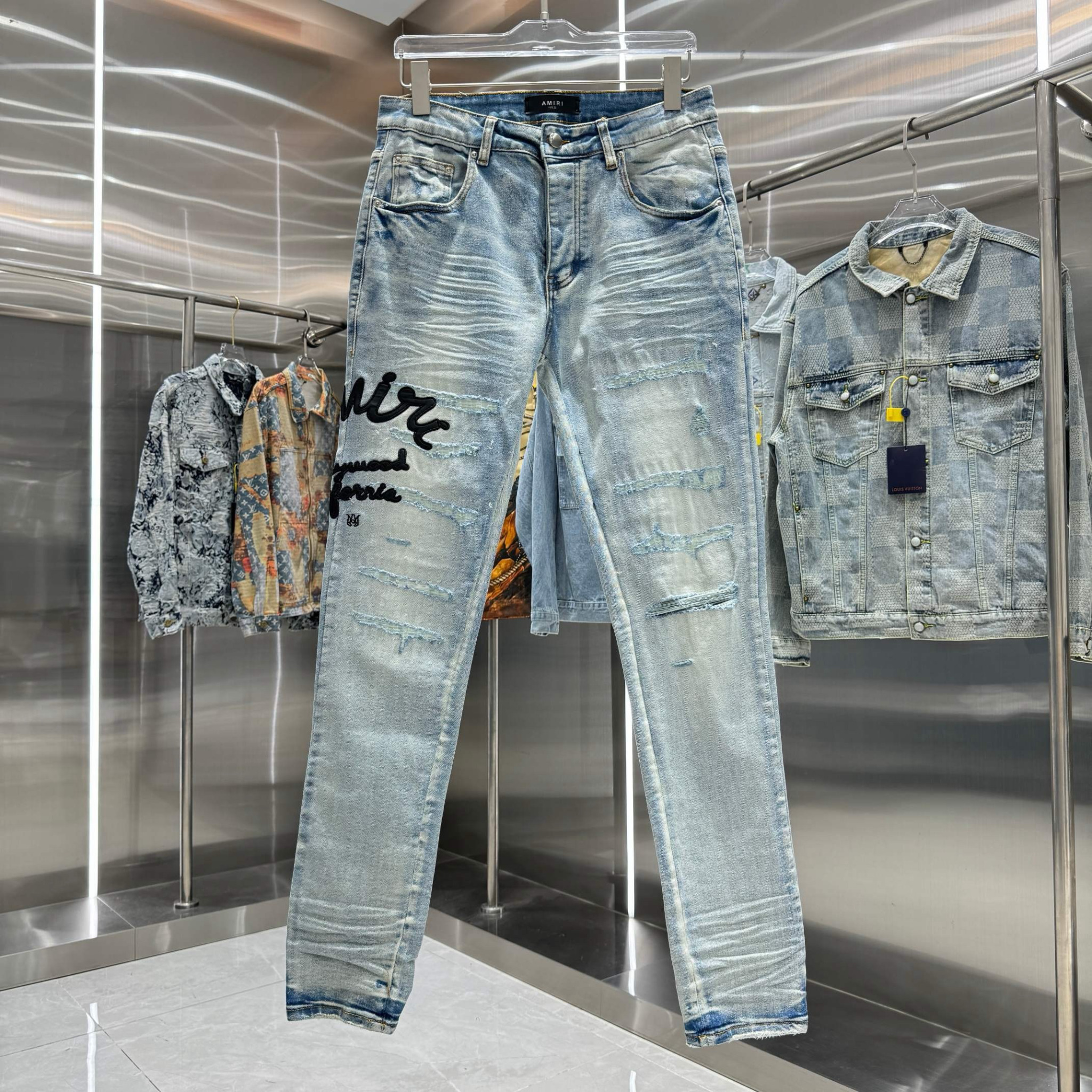 Amiri Pants — aee22db3 angle 1