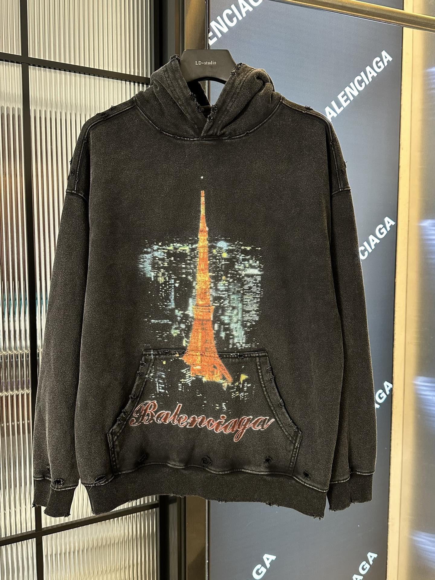 Balenciaga Hoodie — 8358665f angle 1