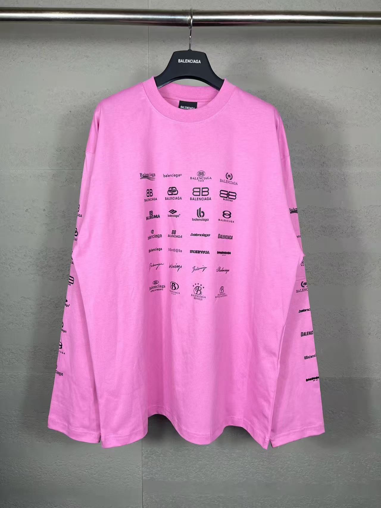 Balenciaga Hoodie — b46852b5 angle 1