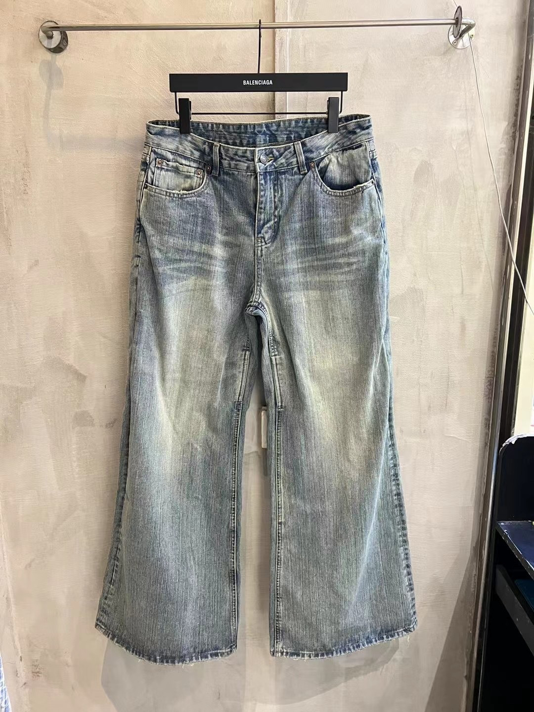 Balenciaga Pants — 215b7a94 angle 1