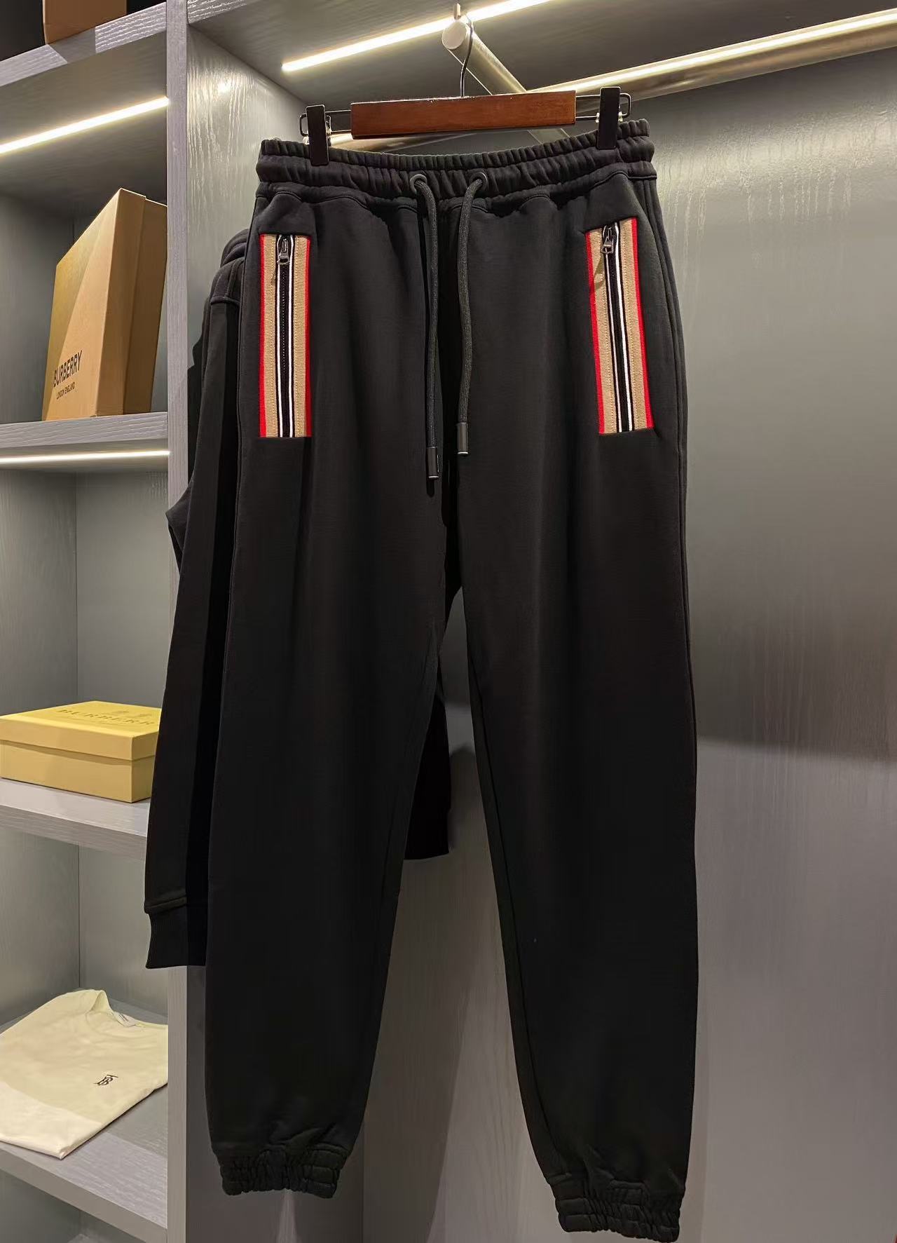 Burberry Hoodie — 13253f09 angle 1