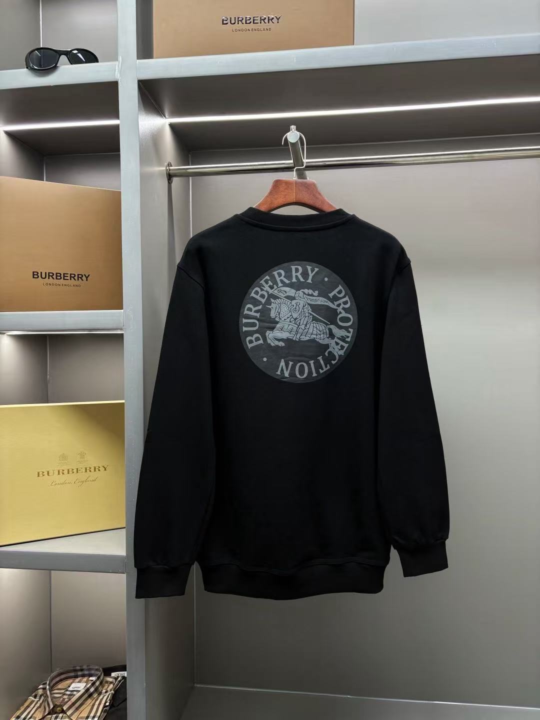 Burberry Hoodie — 2fa95590 angle 1