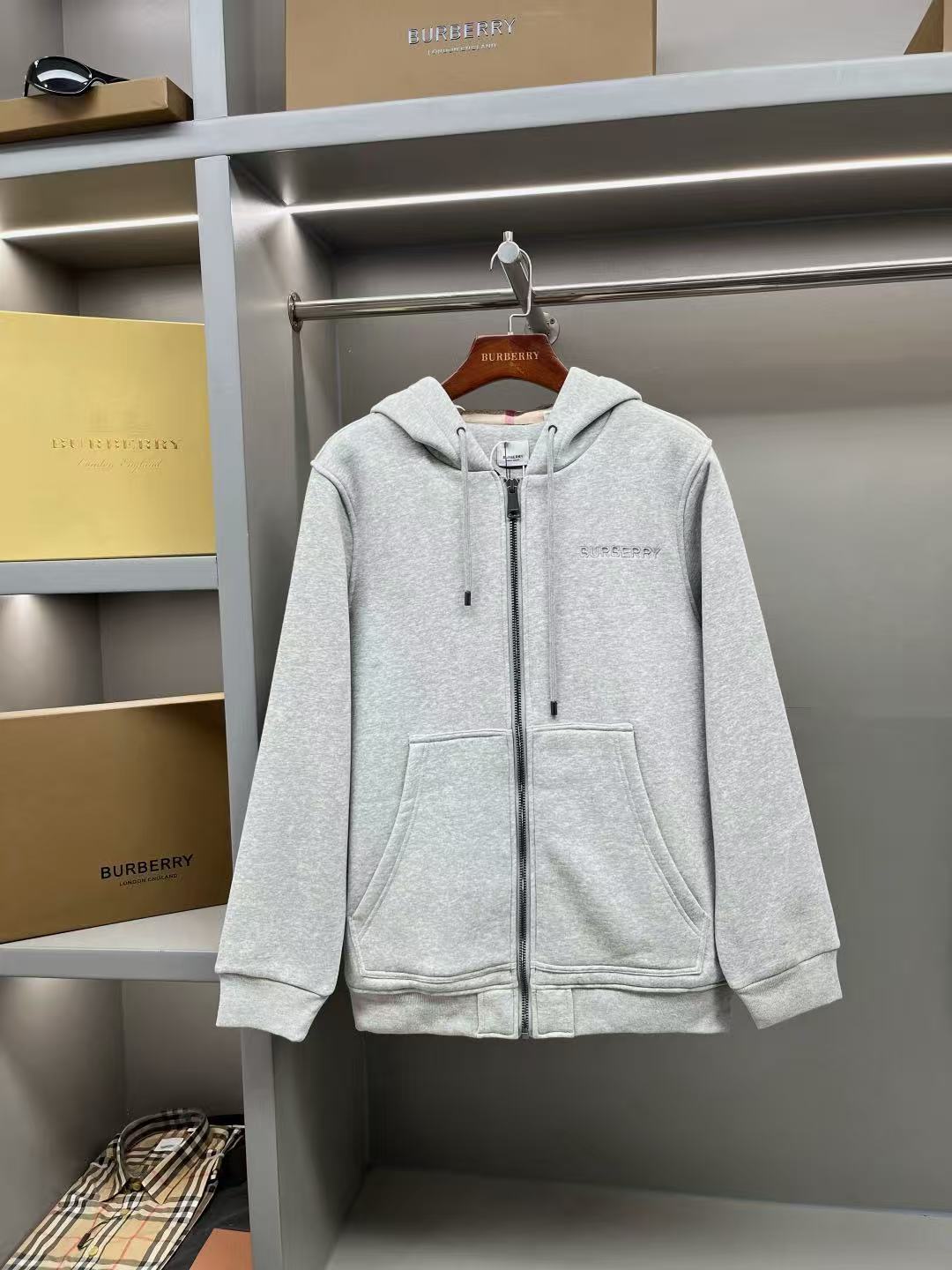 Burberry Hoodie — 353056b1 angle 1