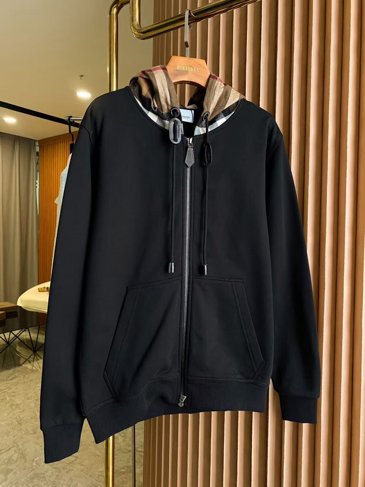 Burberry Hoodie — 51b12787 angle 1