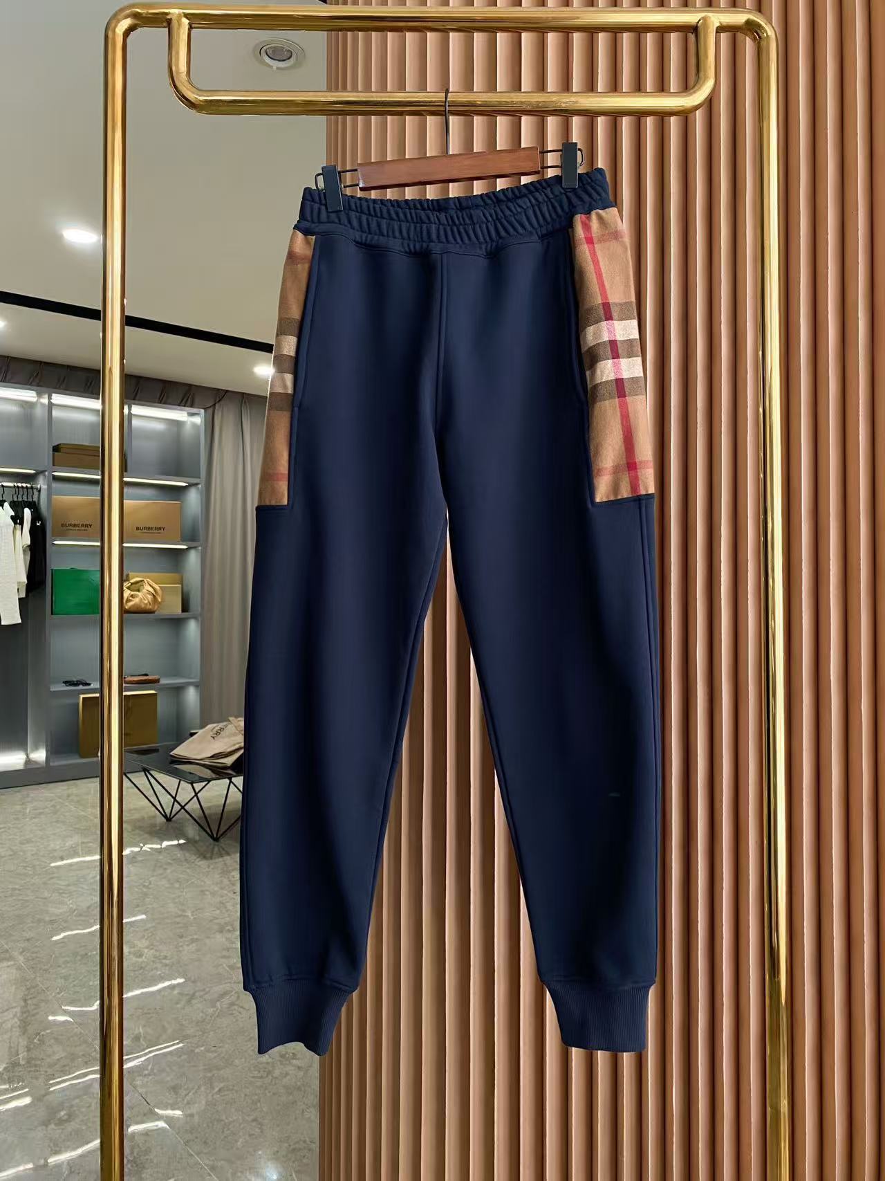Burberry Hoodie — 8b18caa9 angle 1