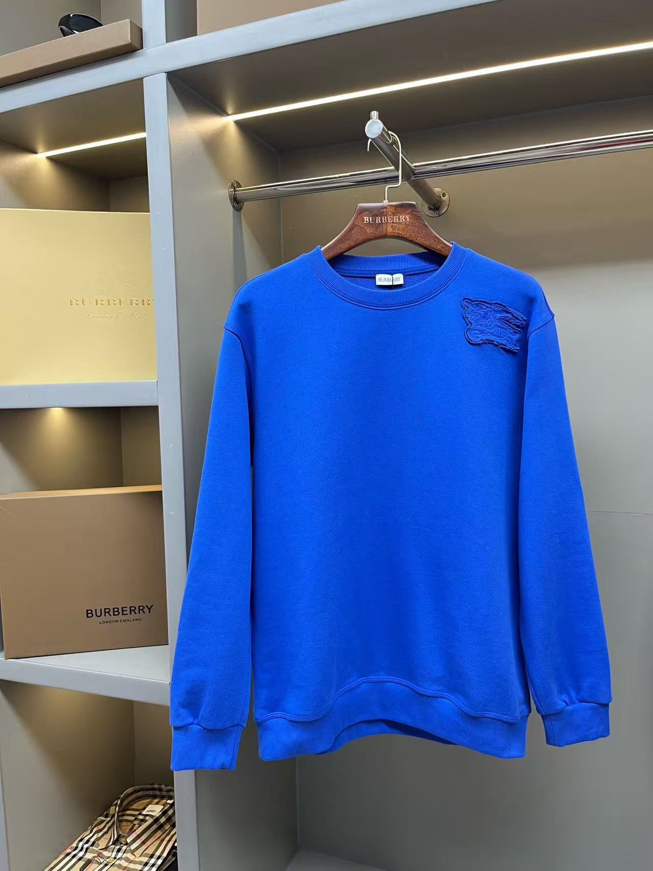 Burberry Hoodie — af5d7626 angle 1