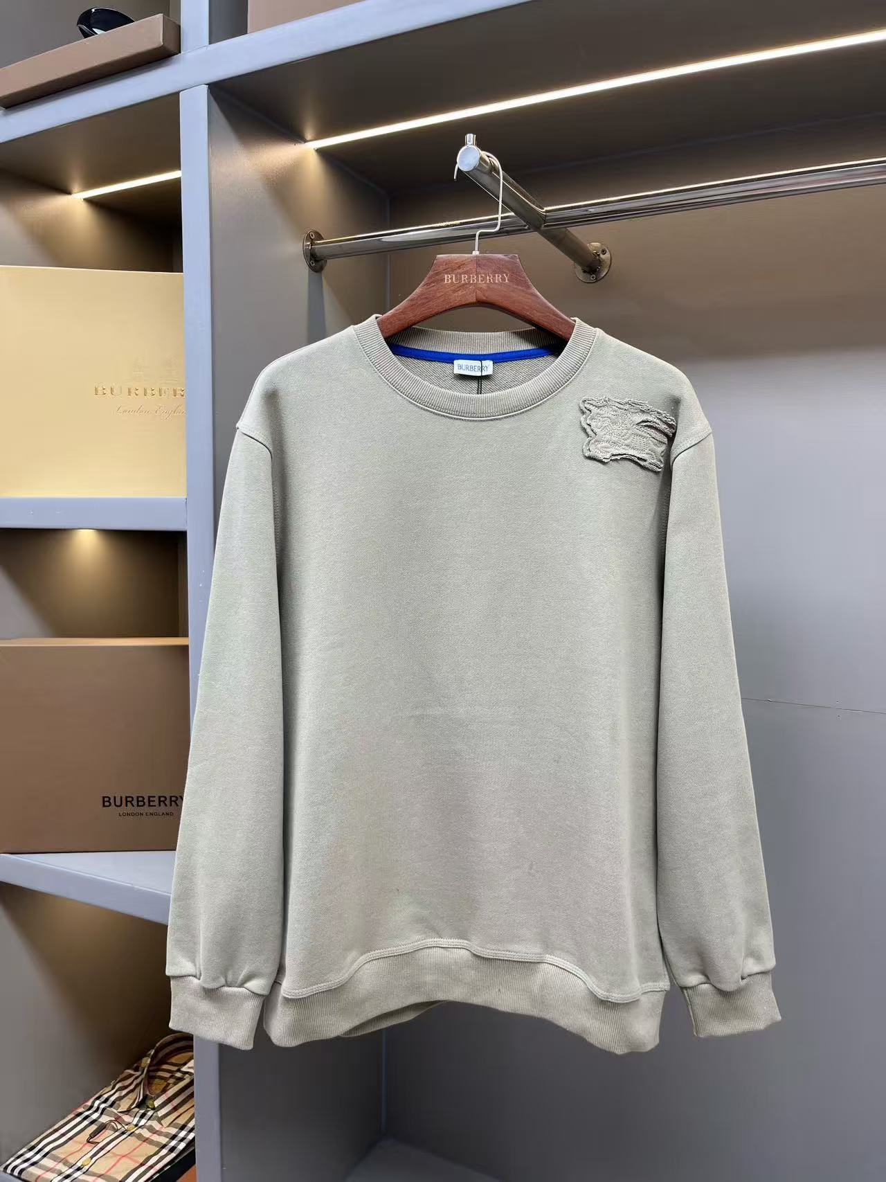 Burberry Hoodie — c60440d4 angle 1