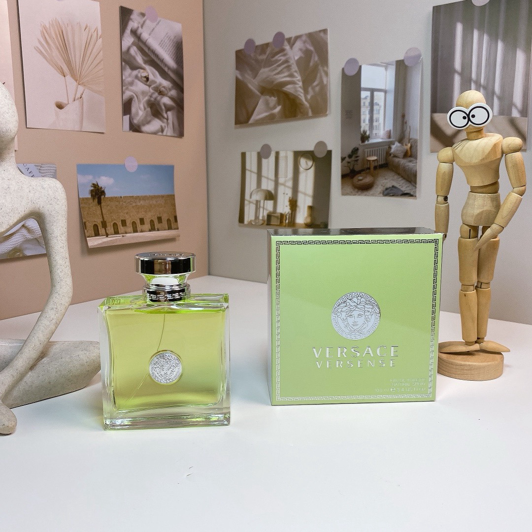 Cologne ce5775c9 Angle 1