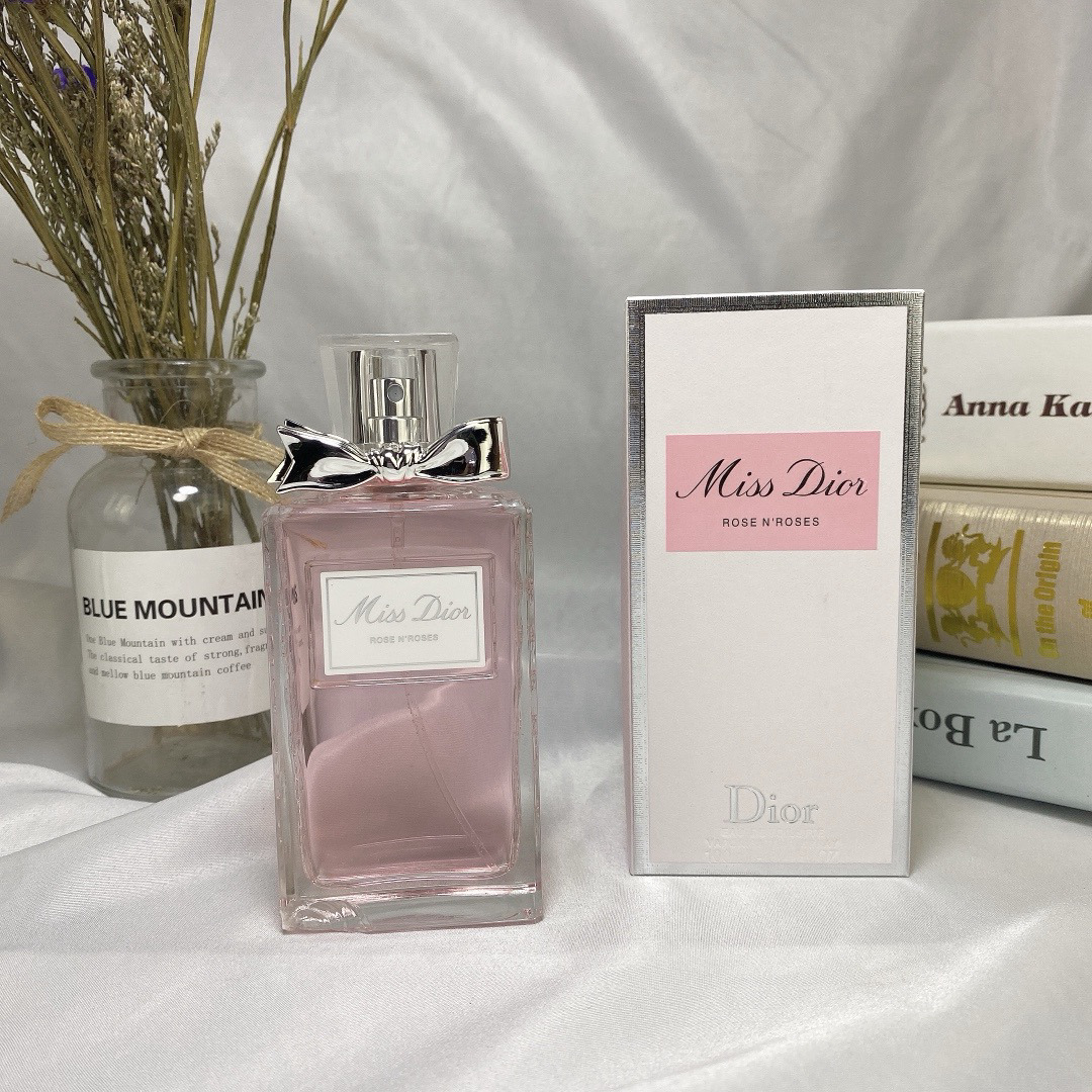 Cologne cebbd802 Angle 1