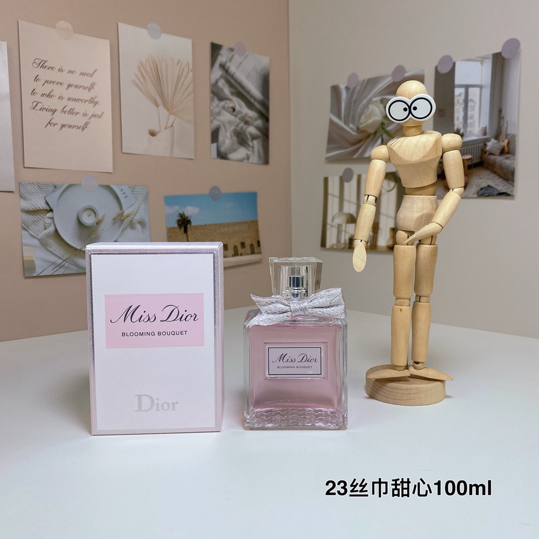 Cologne 81f93b5f angle 1