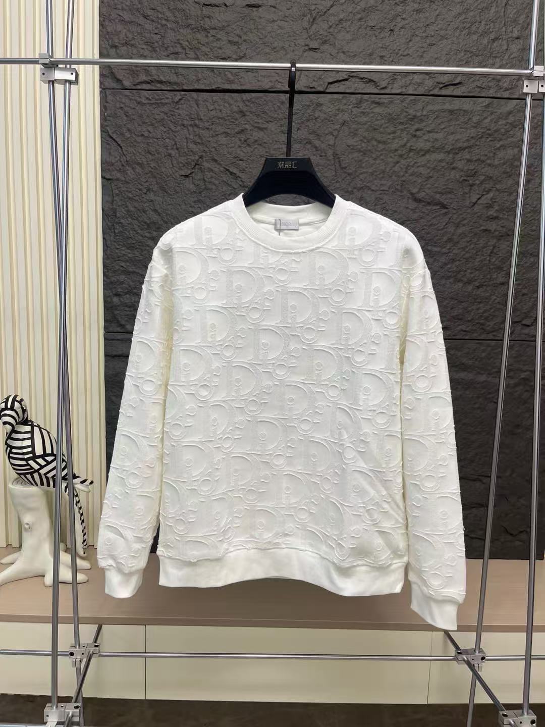 Dior Hoodie — 3d1b564c angle 1