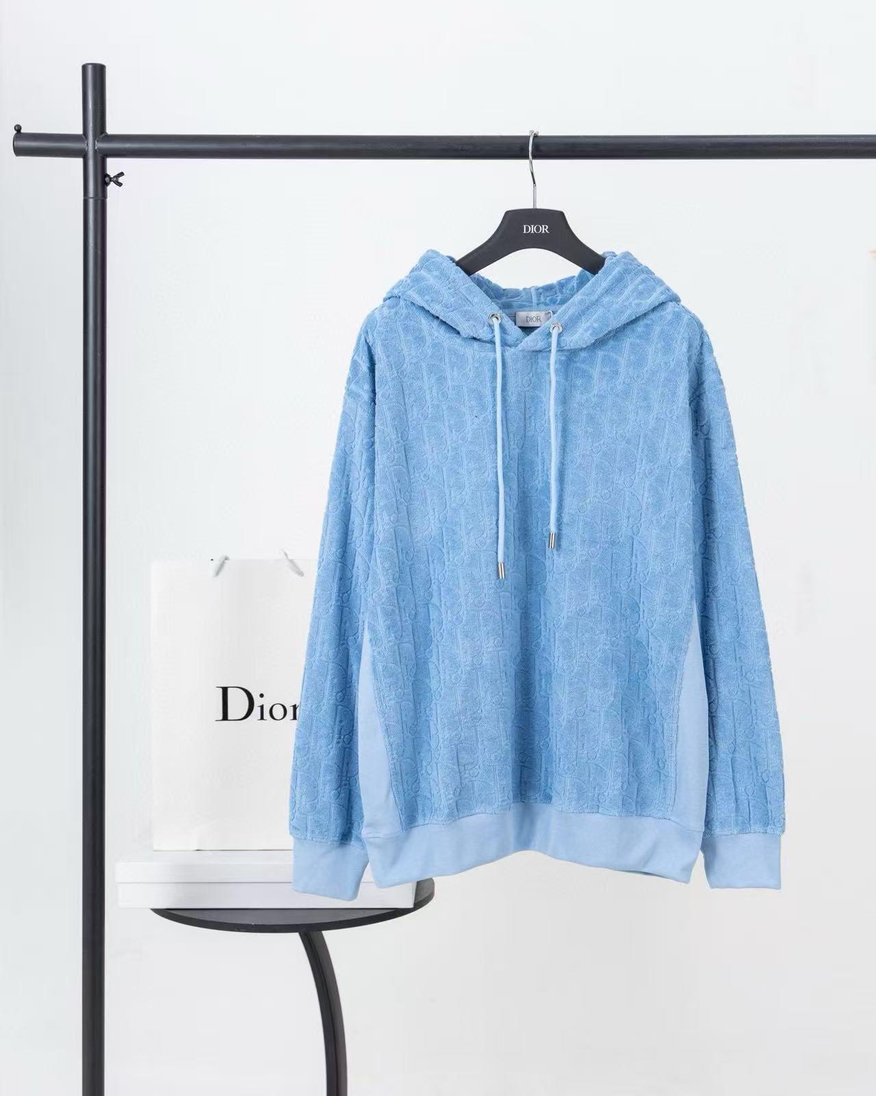 Dior Hoodie — 6f0b6e41 angle 1