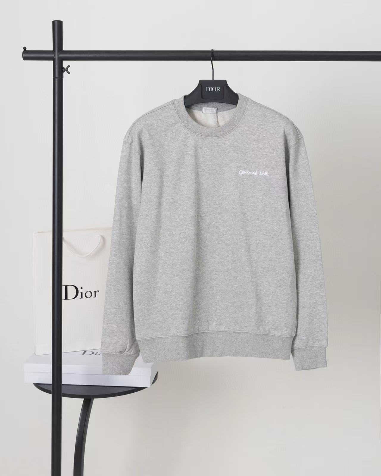 Dior Hoodie — b3e3b62e angle 1