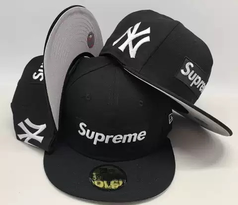 Supreme x NY Yankees Black 59FIFTY Angle 1