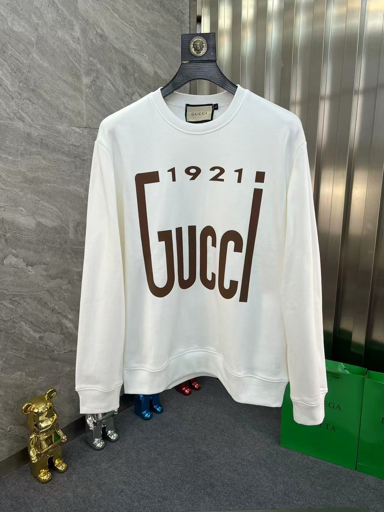 Gucci Hoodie — 3a288464 angle 1