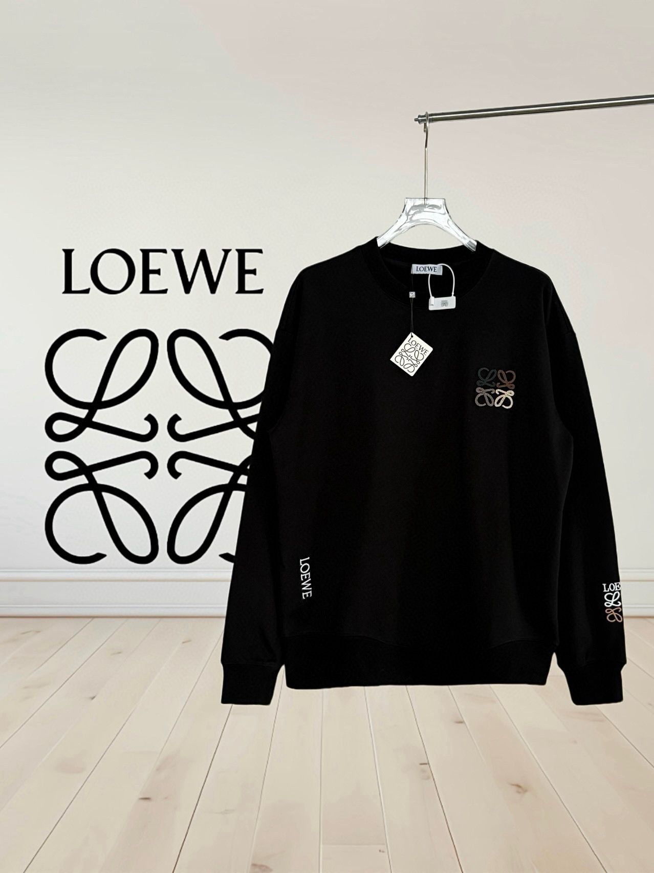 Loewe Hoodie — e9d6d813 angle 1
