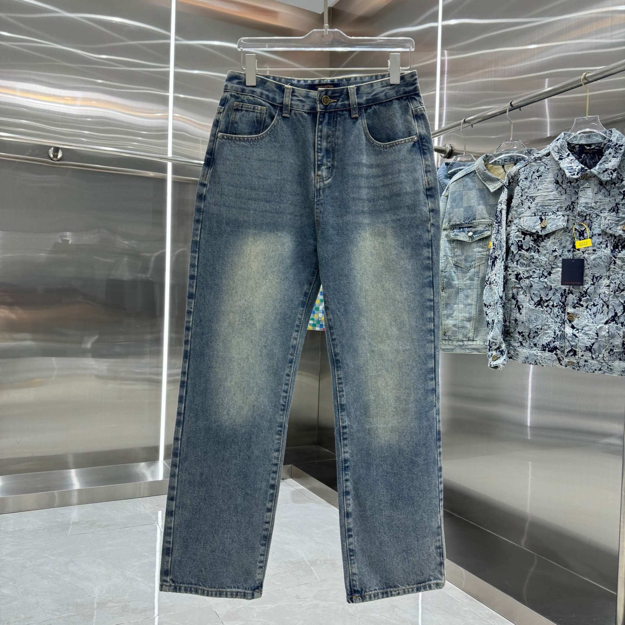 Louis Vuitton Pants — 7049d0ab angle 1