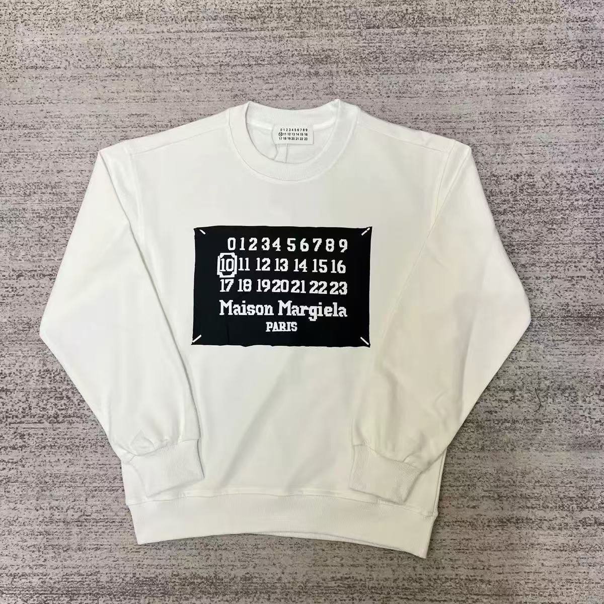 Maison Margiela Hoodie — 67610875 angle 1