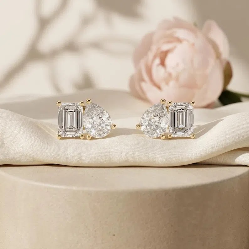 Toi et Moi Lab Diamond Studs | Pear & Emerald Cut | DEF VVS | Silvadium 925, 24K Gold plated, 14Kt Solid Gold | Lifet…