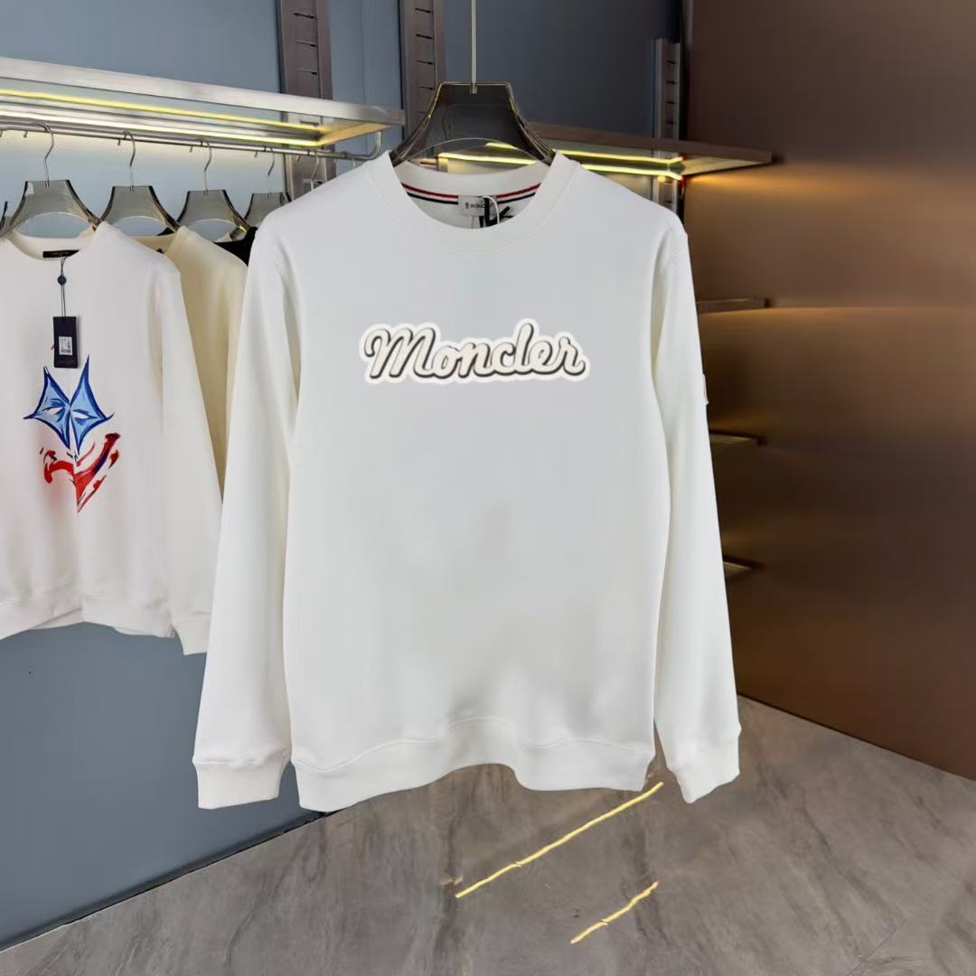 Moncler All — 8ee91eab angle 1