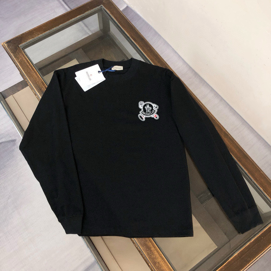 Moncler Hoodie — 0cc2bc82 angle 1