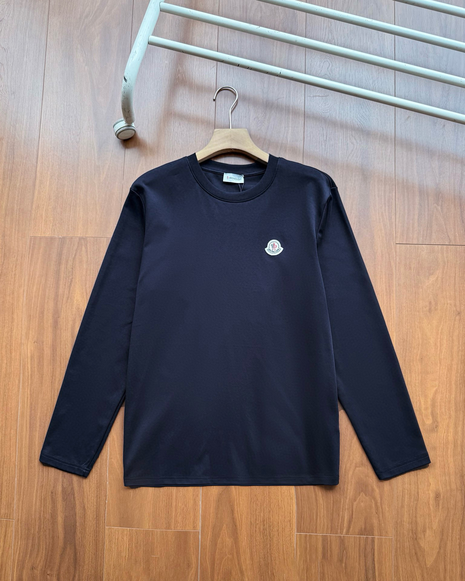 Moncler Hoodie — dba88409 angle 1