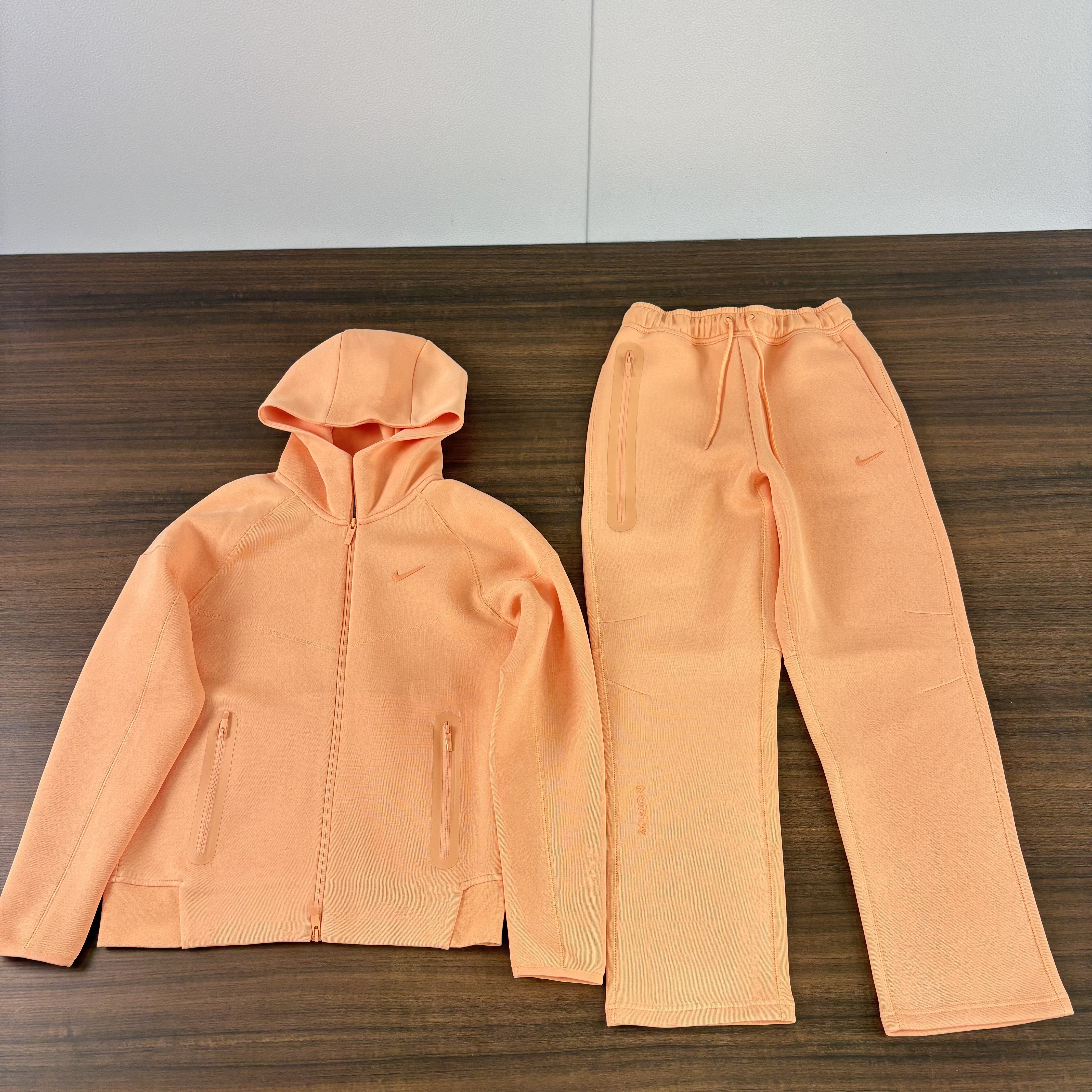 Nike Hoodie — de98da5a angle 1