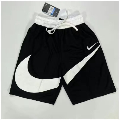 Nike Pants — 146e4b19 angle 1