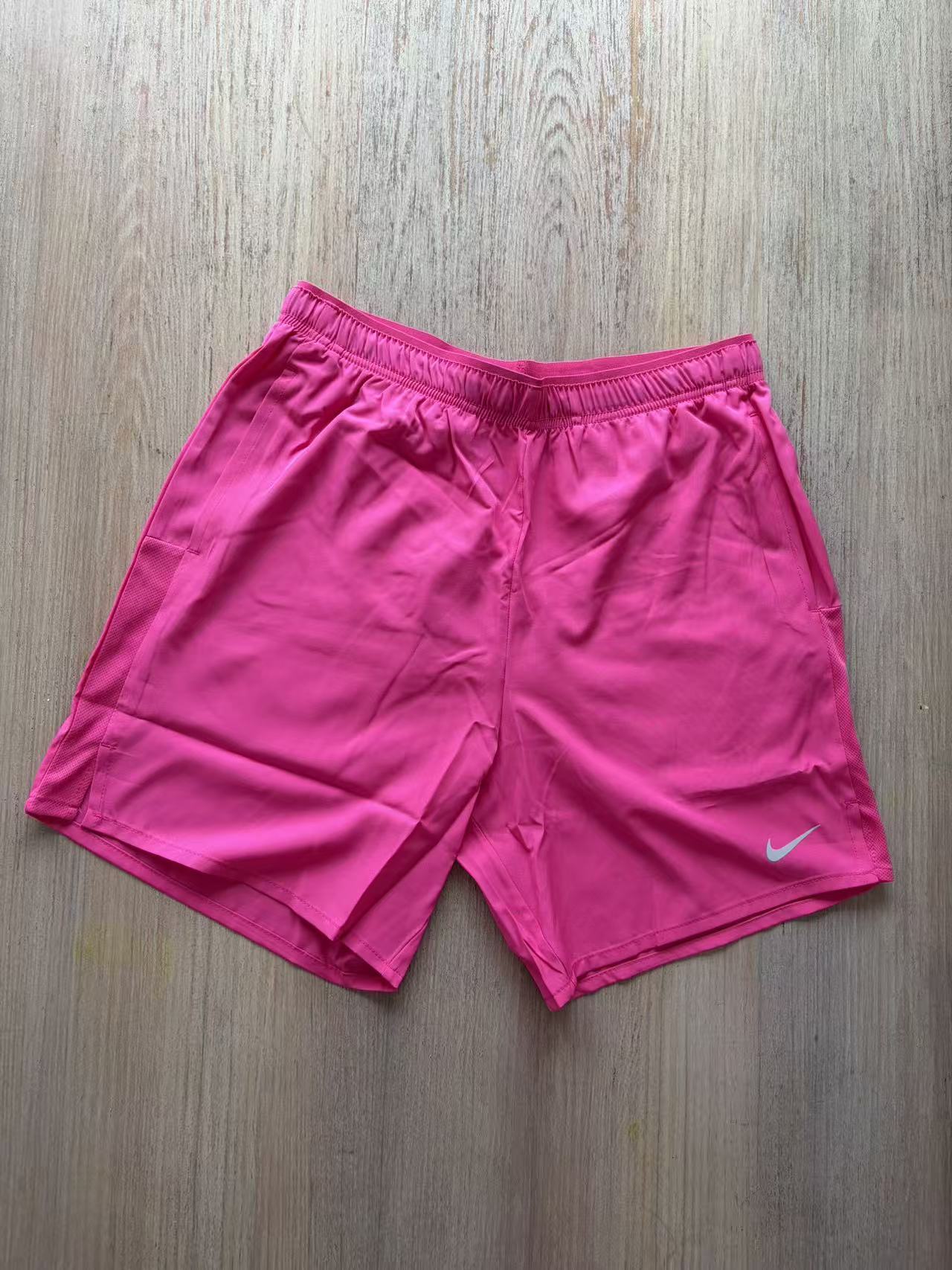 Nike Pants — 96e9acb7 angle 1