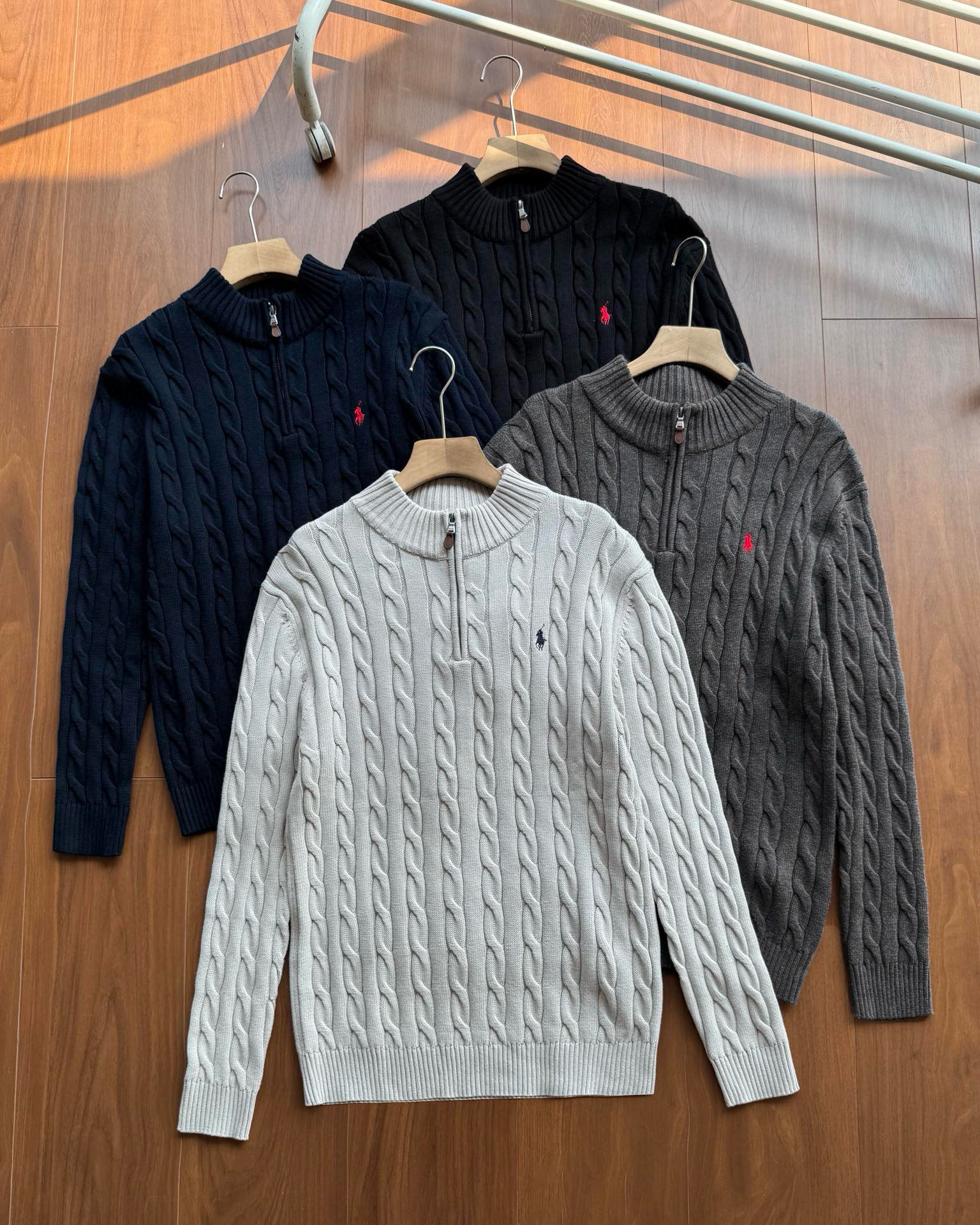 Ralph Lauren Hoodie — 31269d94 angle 1