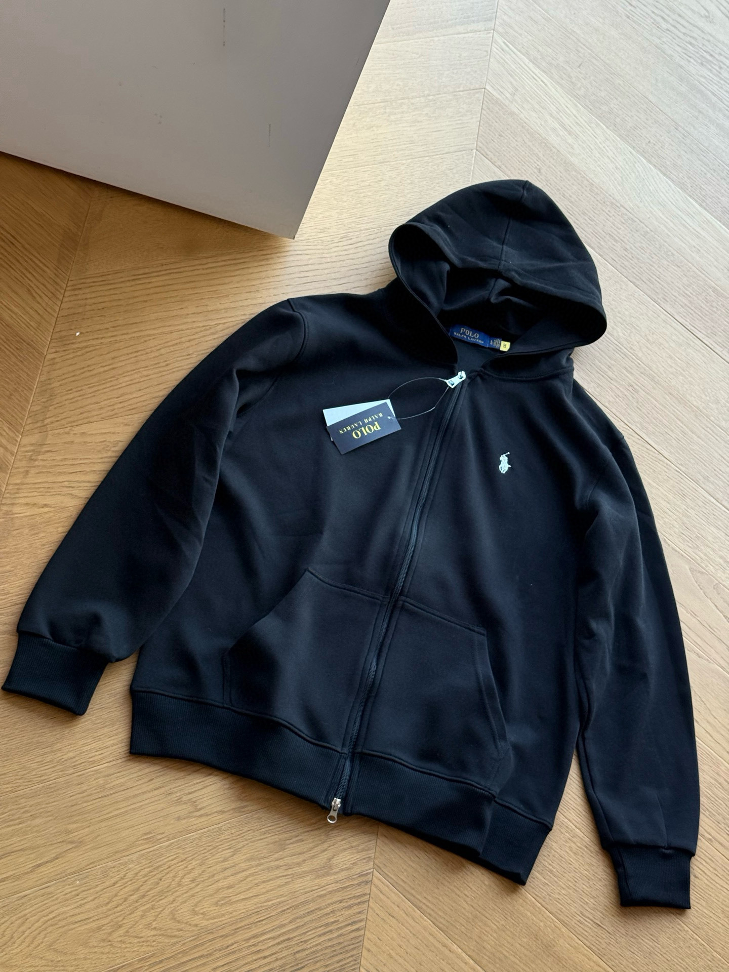 Ralph Lauren Hoodie — 579e6f85 angle 1
