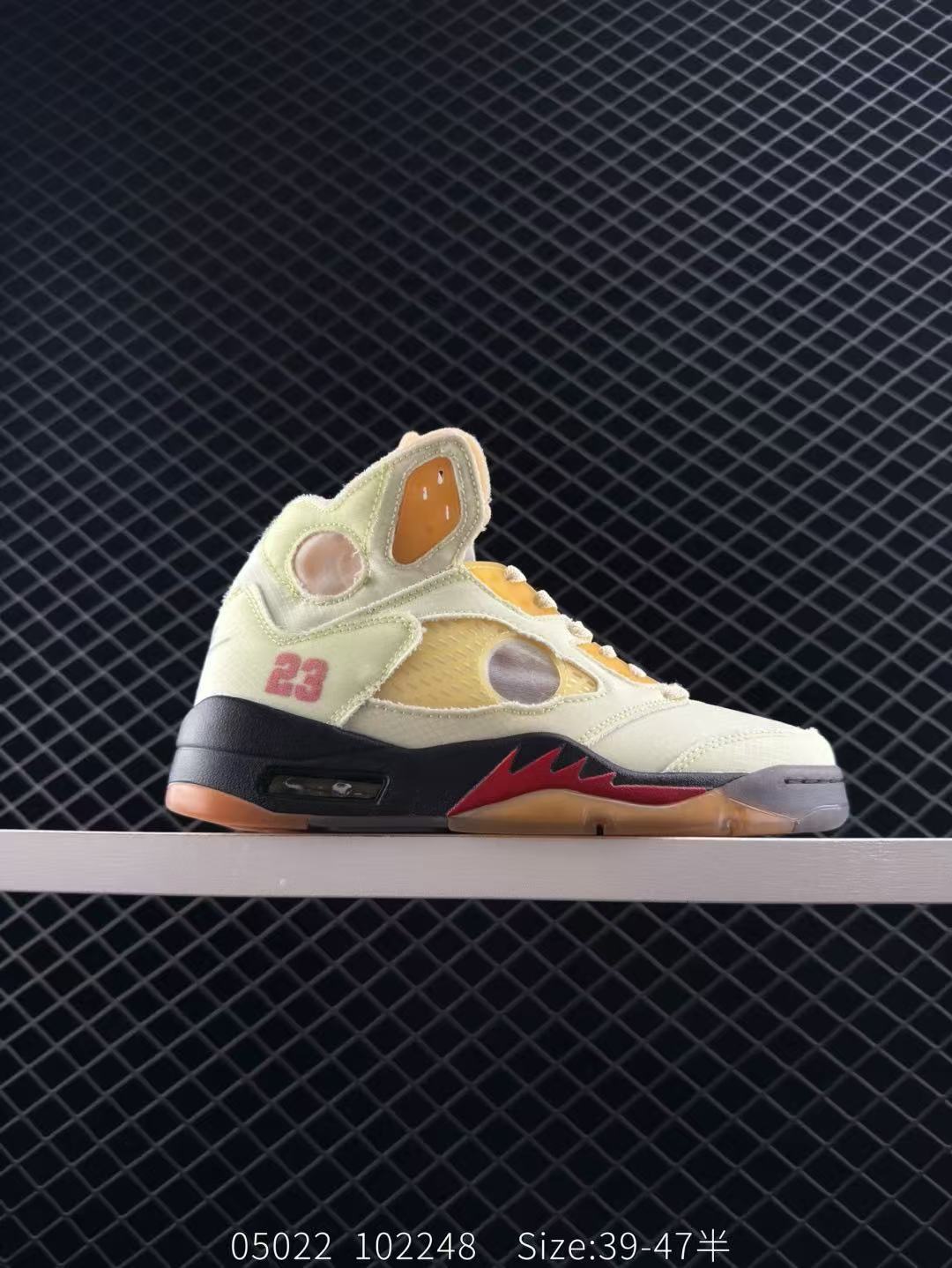 Shoe Air Jordan — 02119a25 angle 1