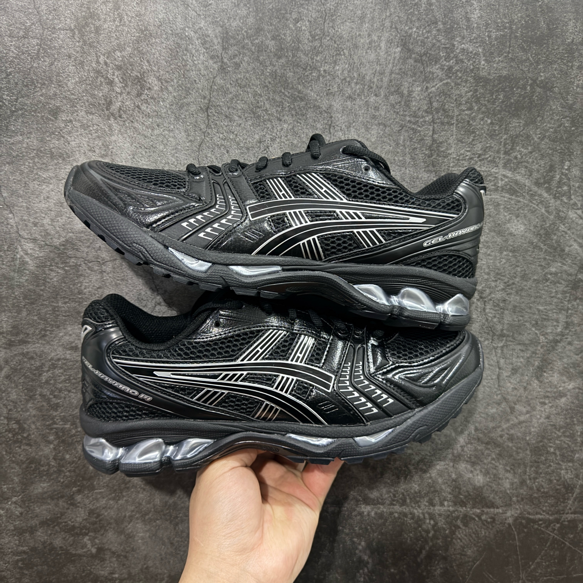 Shoe Ascics — 976c8516 angle 1
