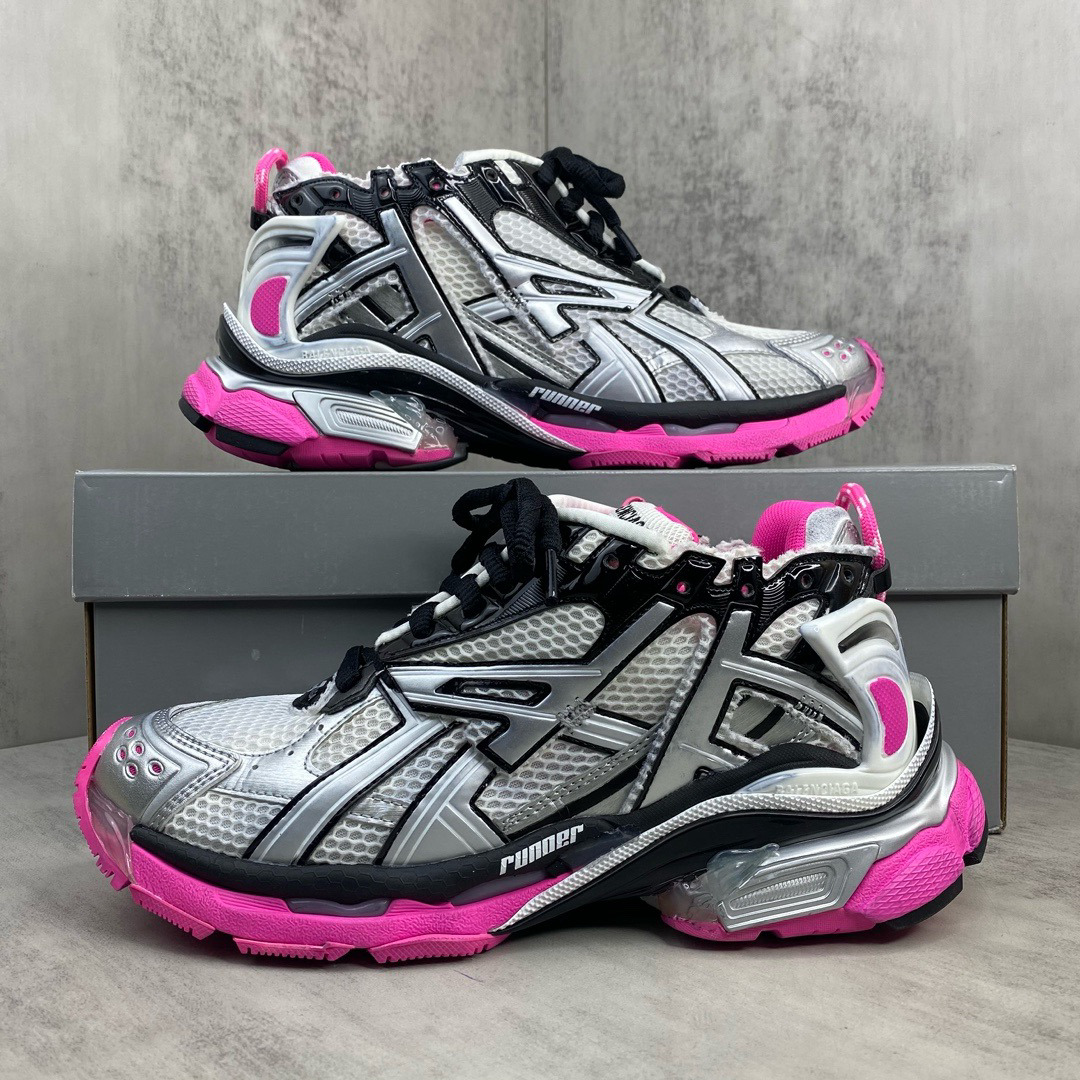 Shoe Balenciaga shoe — 682d009e angle 1