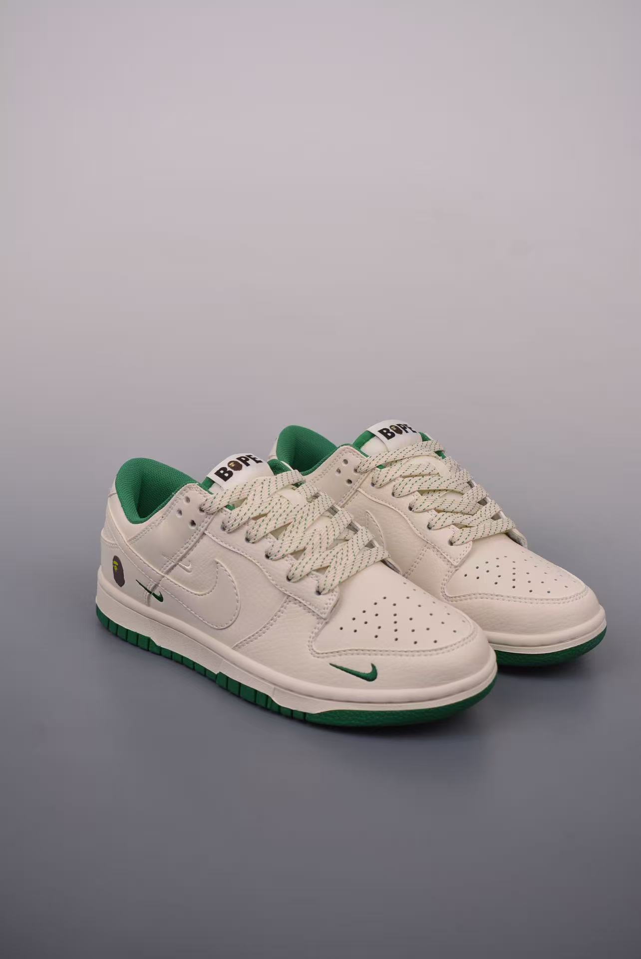 Shoe BAPE — b78ca39d angle 1