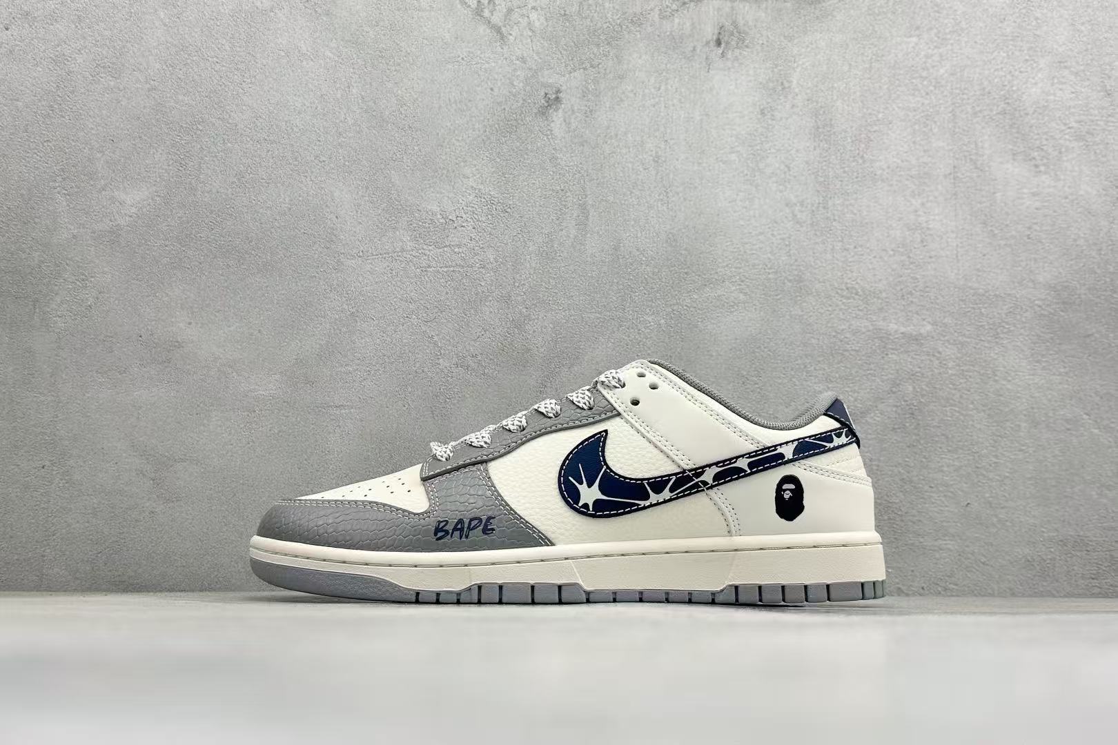 Shoe BAPE — e7cbc058 angle 1
