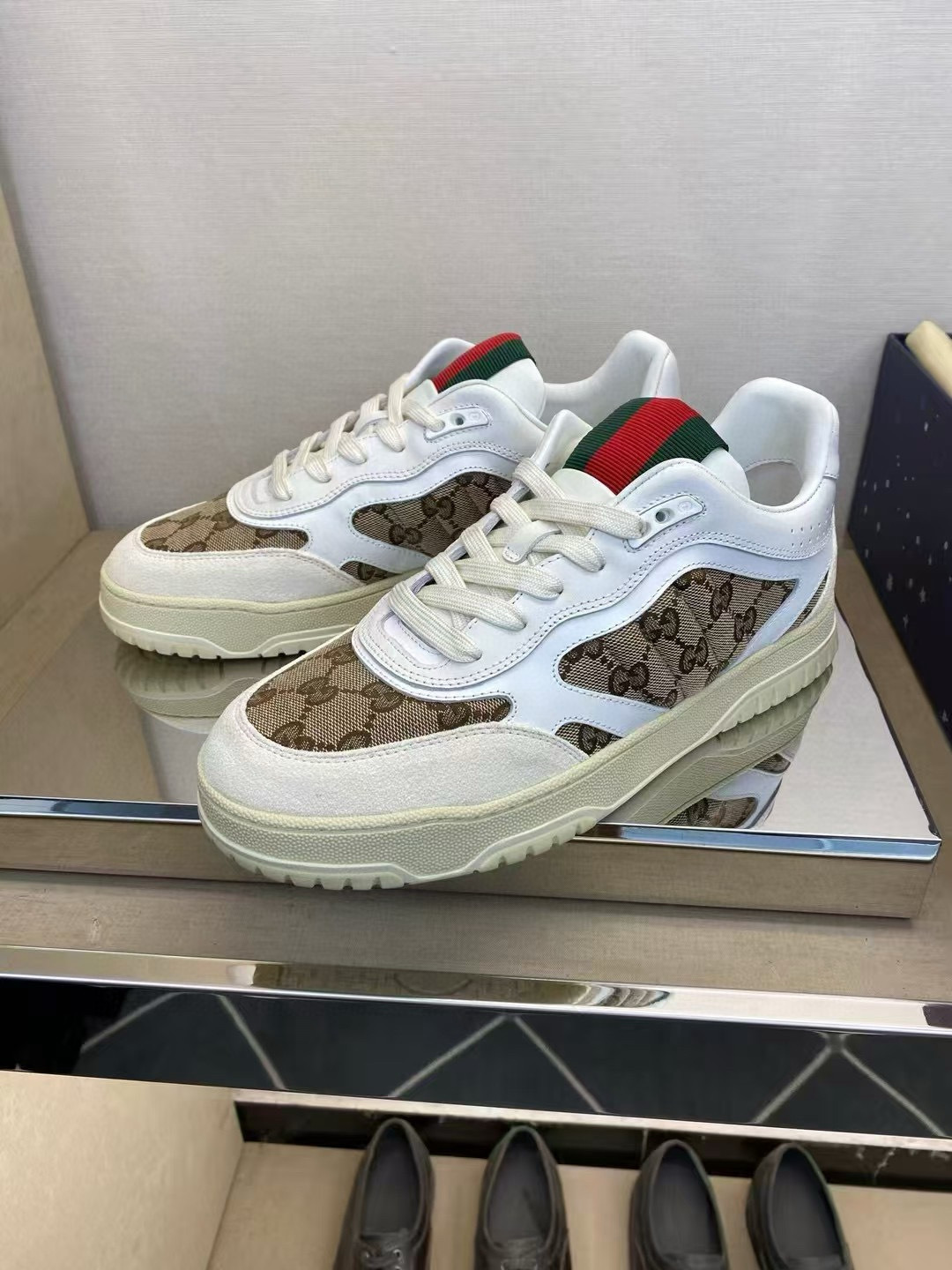 Shoe GUCCI shoes — f6edee9e angle 1