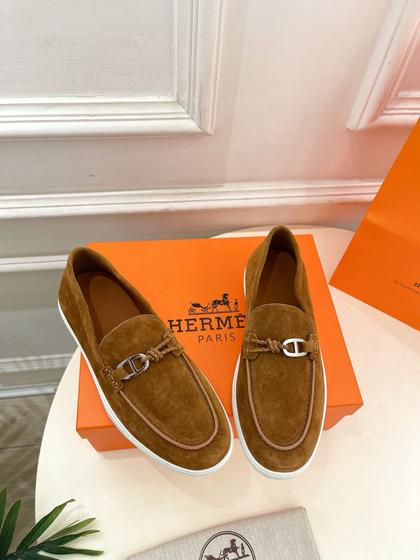 Shoe Hermès shoe — 7b479b00 angle 1