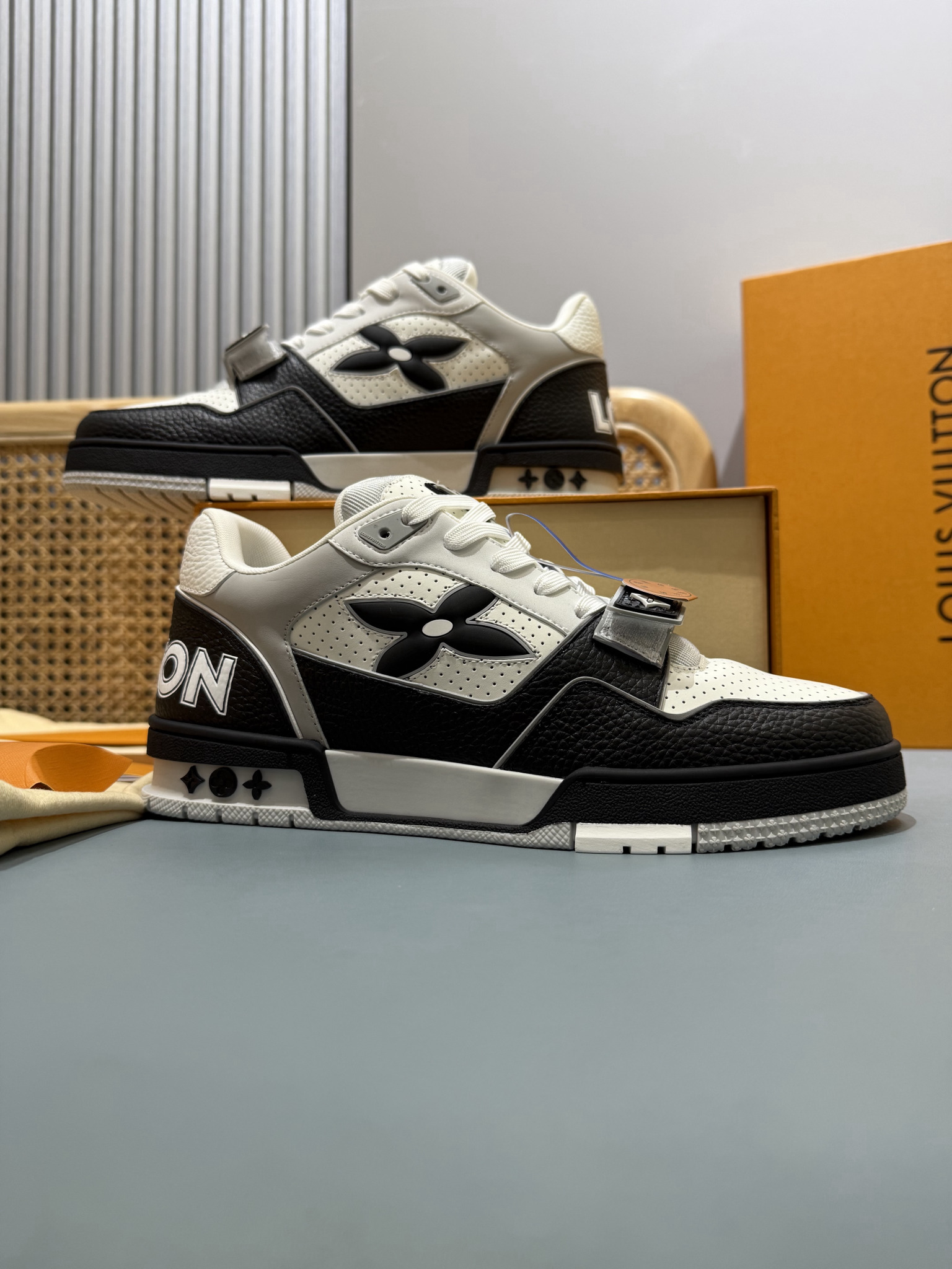 Shoe Louis Vuitton Shoes — 5344b1bf angle 1