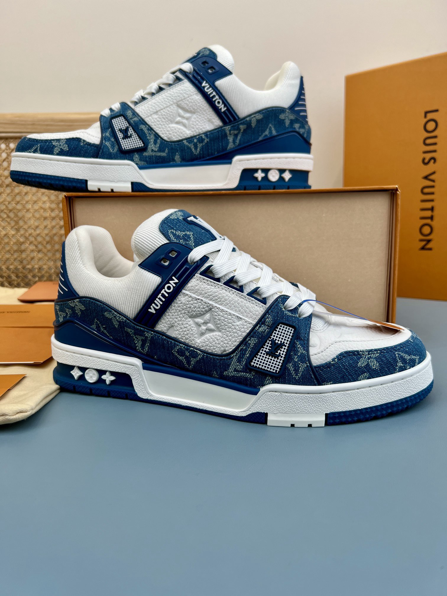 Shoe Louis Vuitton Shoes — 8f20faf0 angle 1