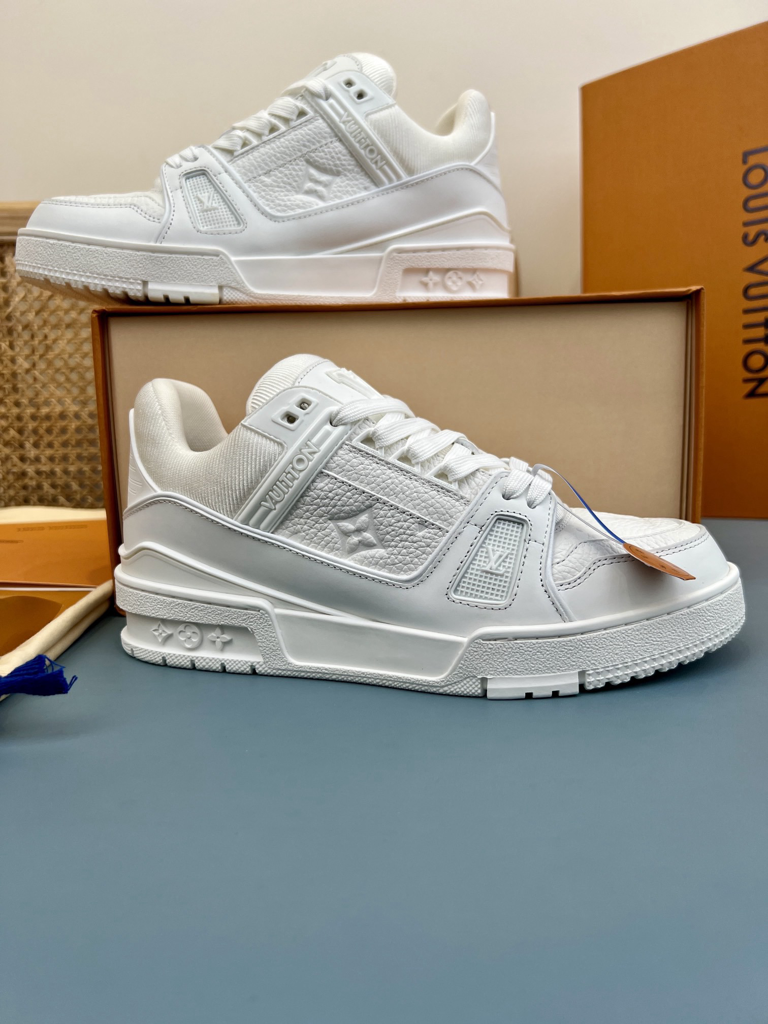 Shoe Louis Vuitton Shoes — cc57e3a1 angle 1