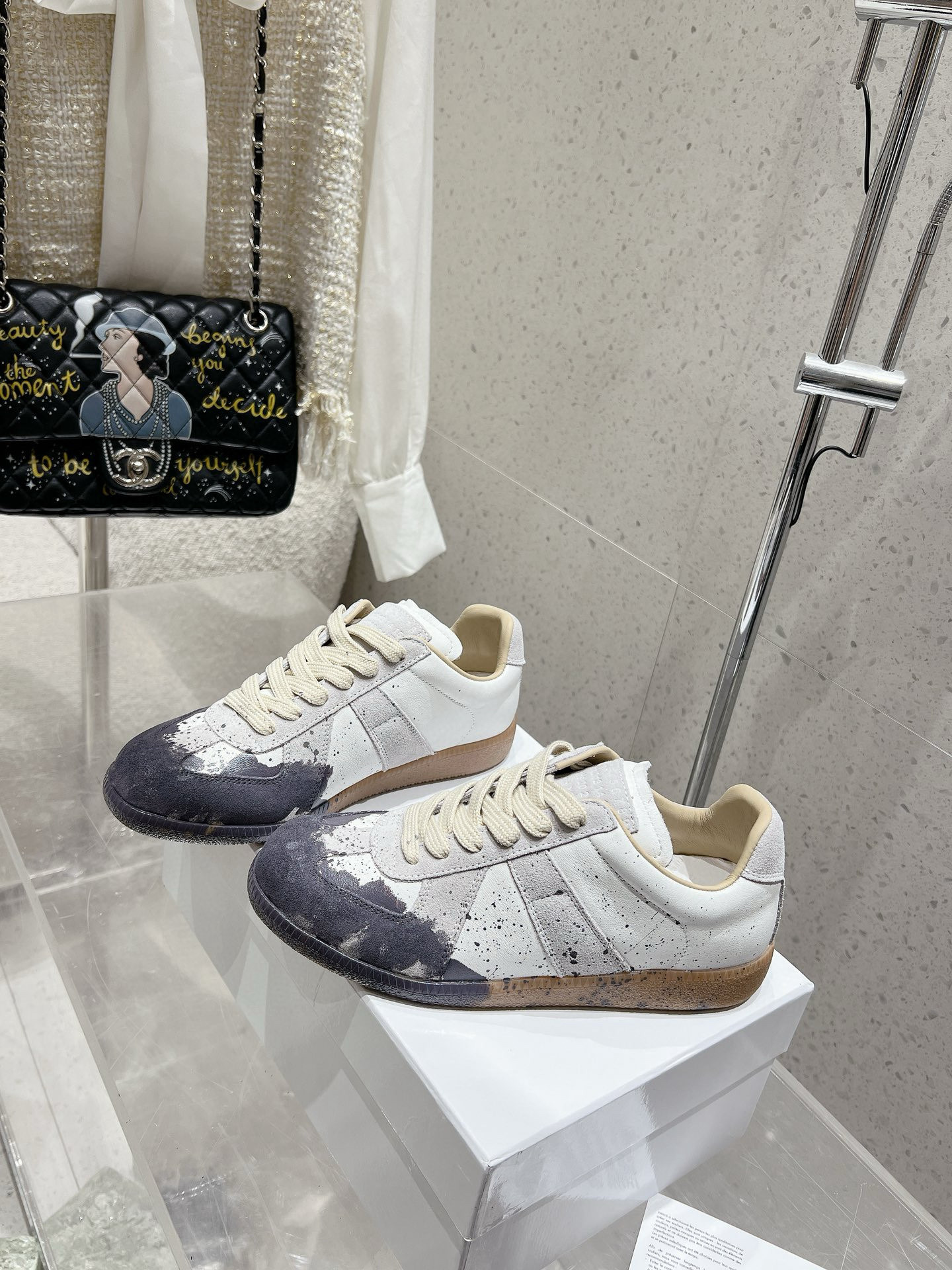 Shoe Maison Margiela Shoes — 96c2f699 angle 1