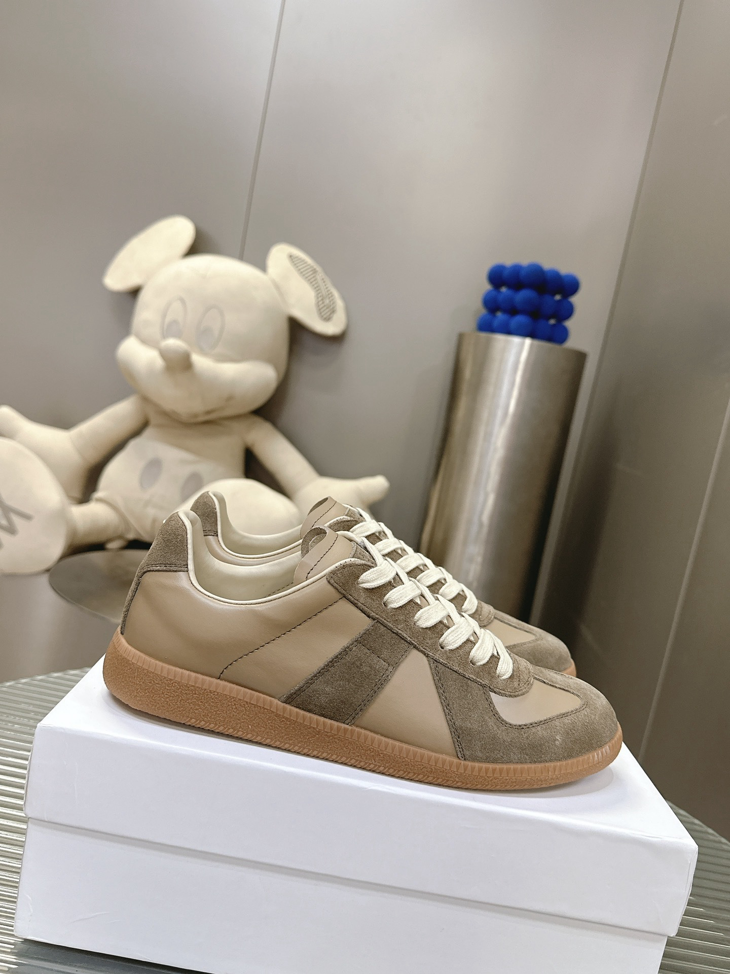 Shoe Maison Margiela Shoes — 9d3aa8af angle 1