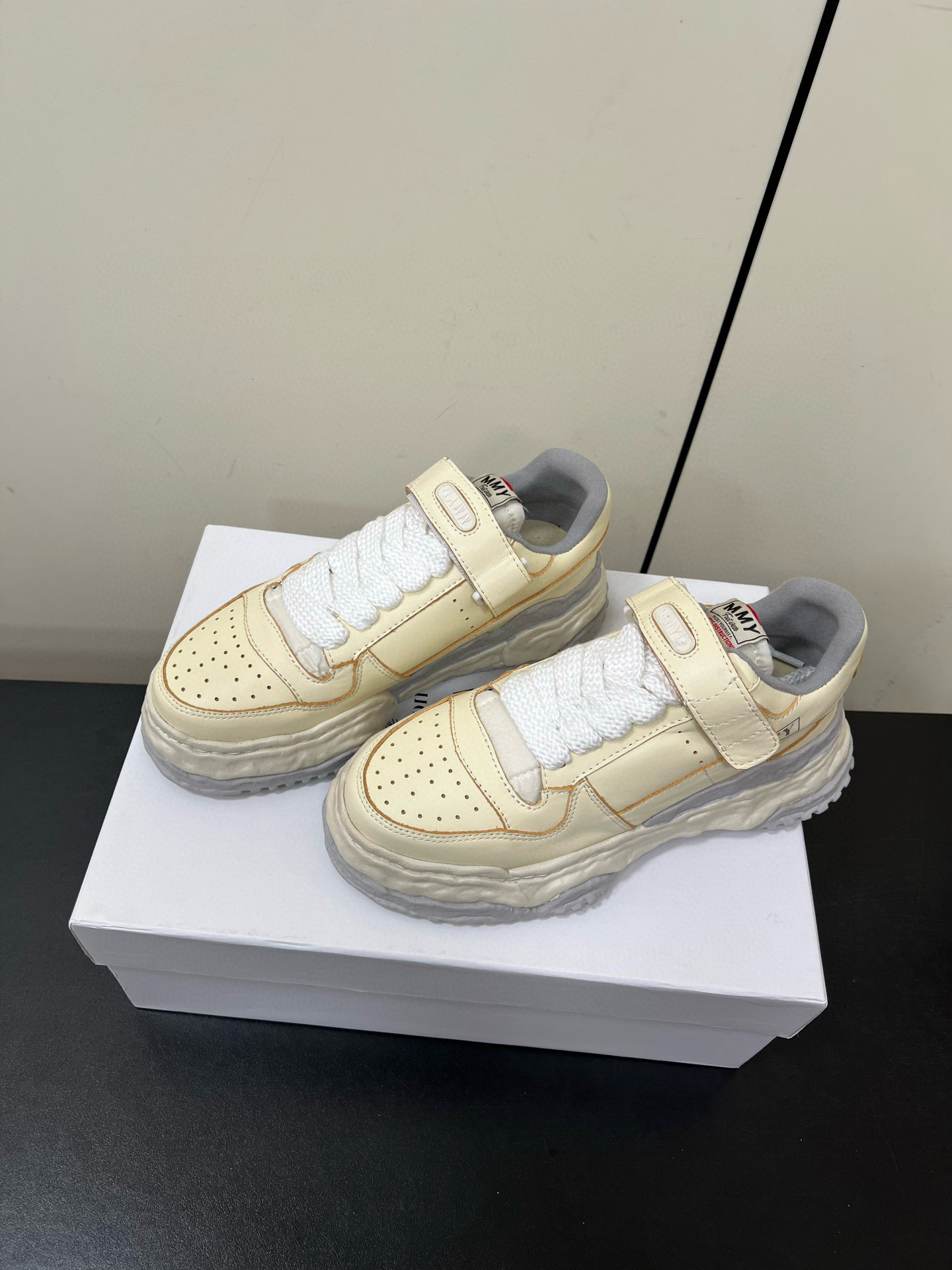 Shoe Maison MIHARA — a7a578b7 angle 1